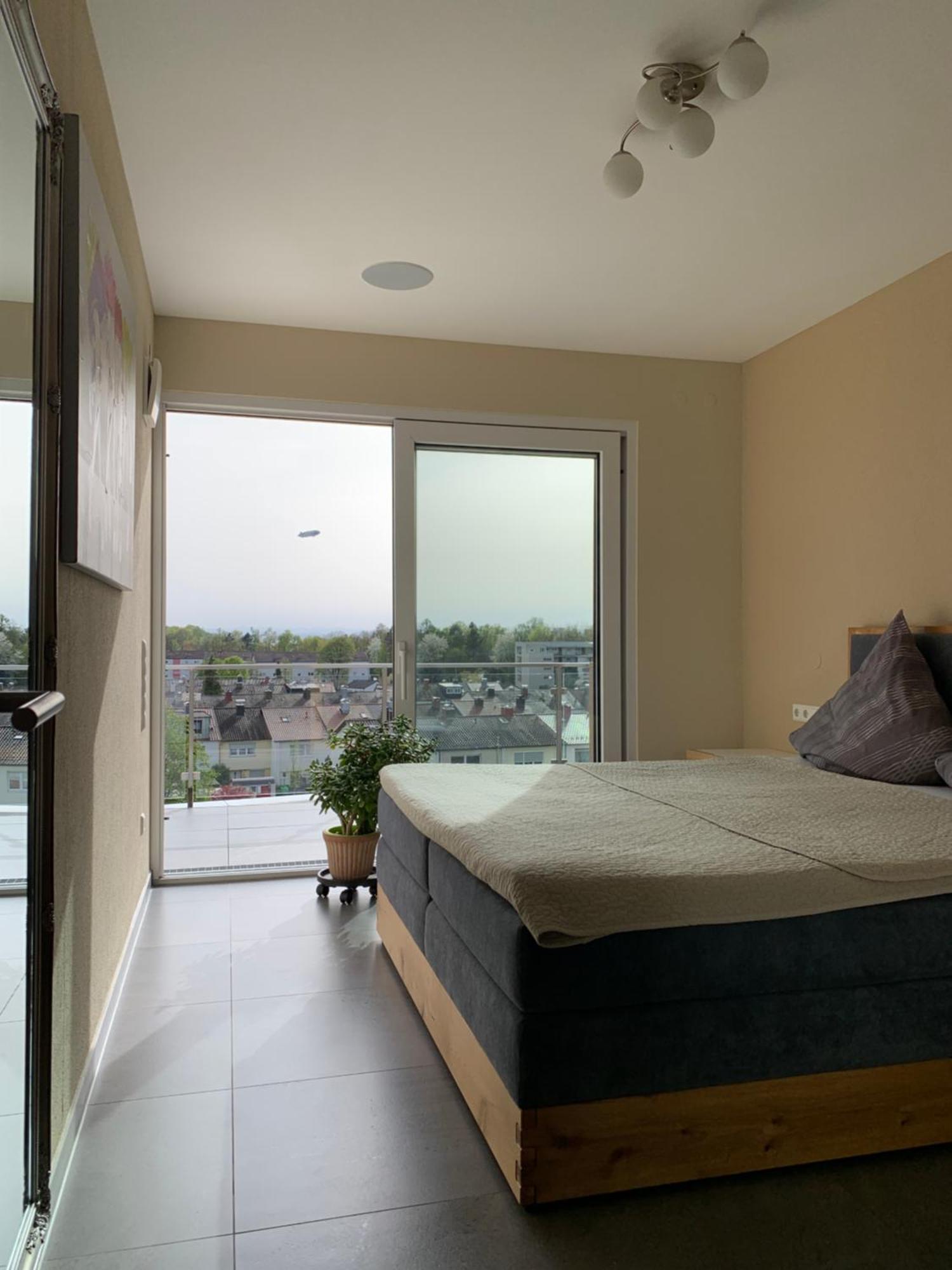Penthouse Apartment Mit Alpenblick فريدريشسهافن المظهر الخارجي الصورة