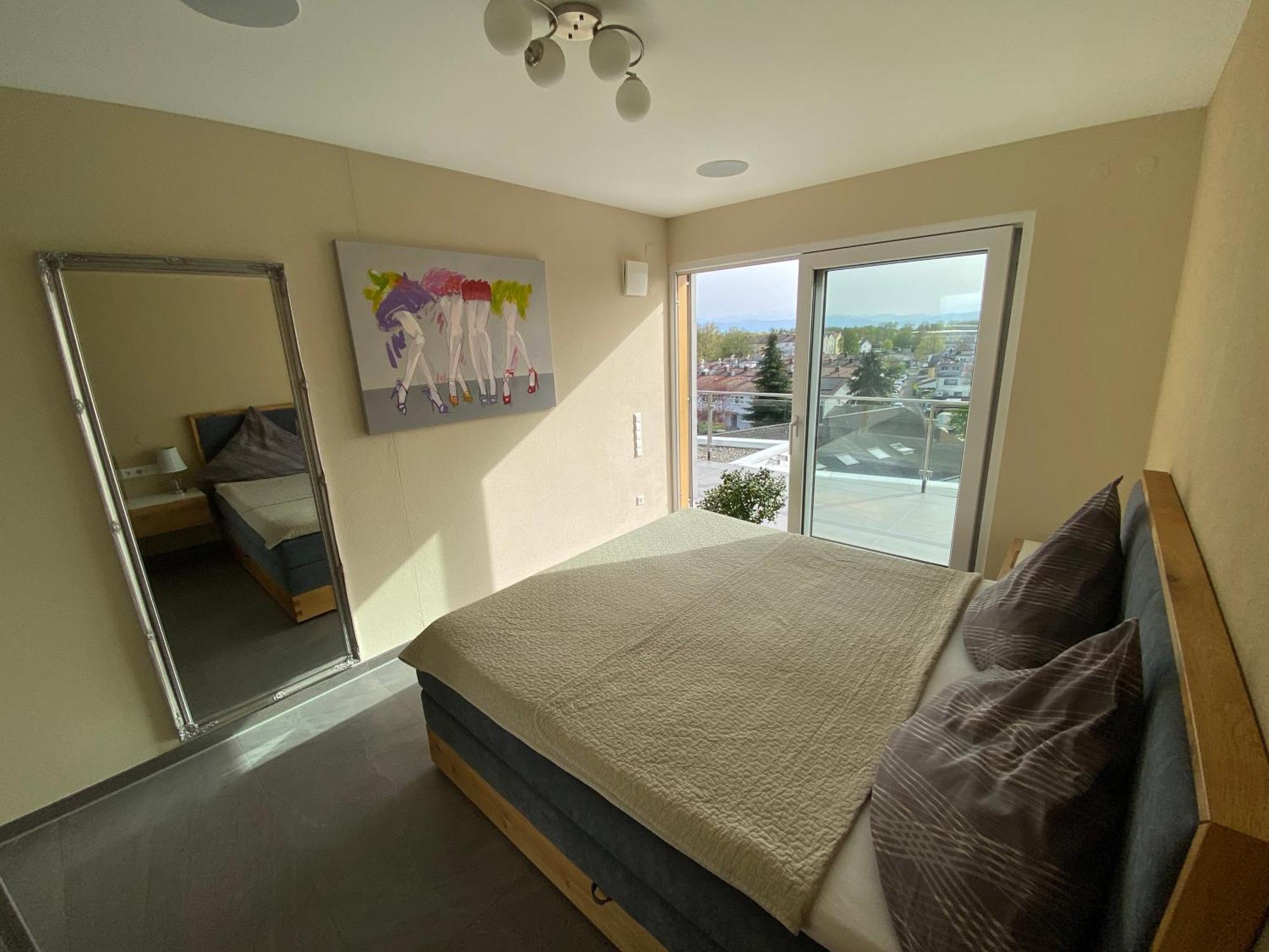 Penthouse Apartment Mit Alpenblick فريدريشسهافن المظهر الخارجي الصورة